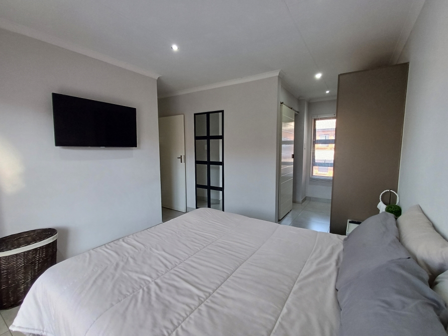 2 Bedroom Property for Sale in Theresa Park Gauteng