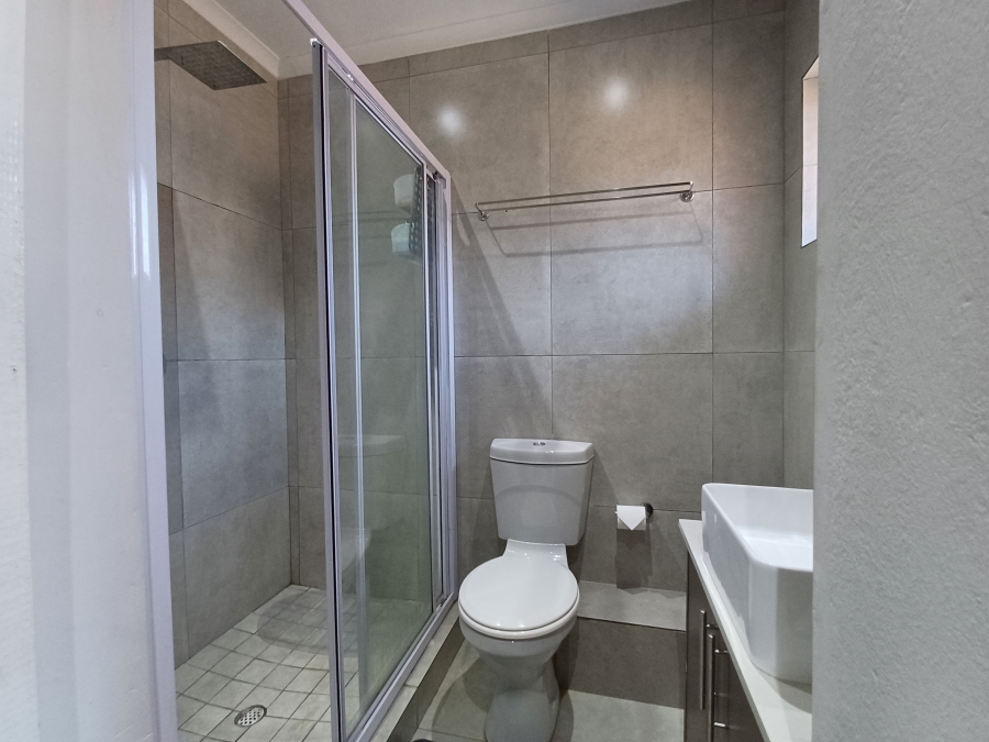 2 Bedroom Property for Sale in Theresa Park Gauteng