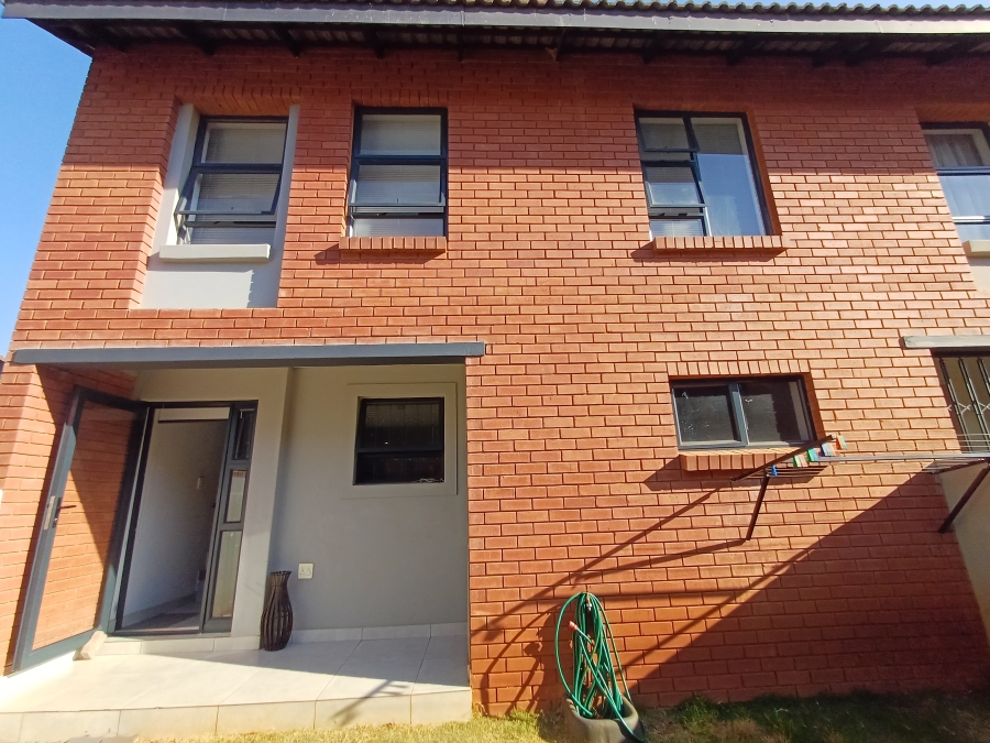 2 Bedroom Property for Sale in Theresa Park Gauteng