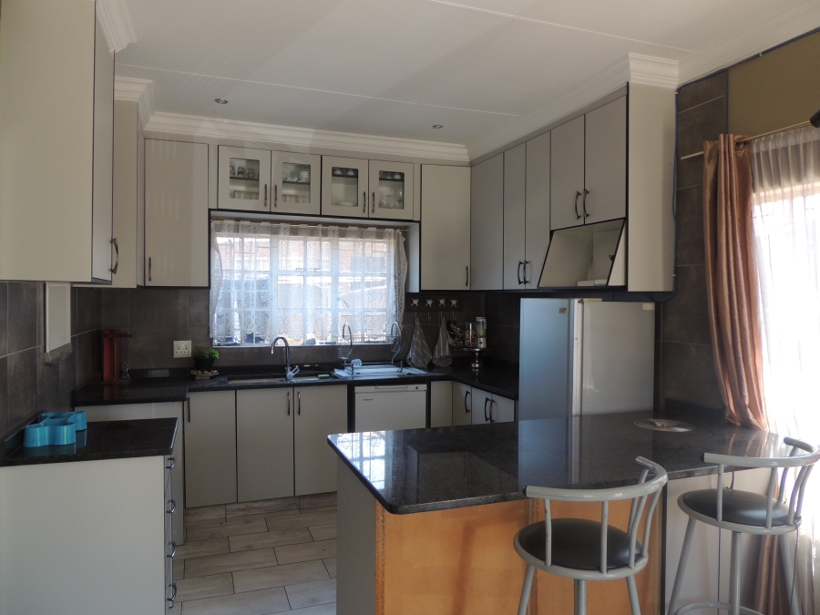 3 Bedroom Property for Sale in Elandspark Gauteng