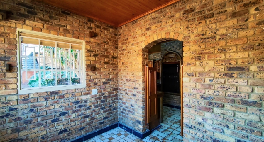 3 Bedroom Property for Sale in Sunward Park Gauteng