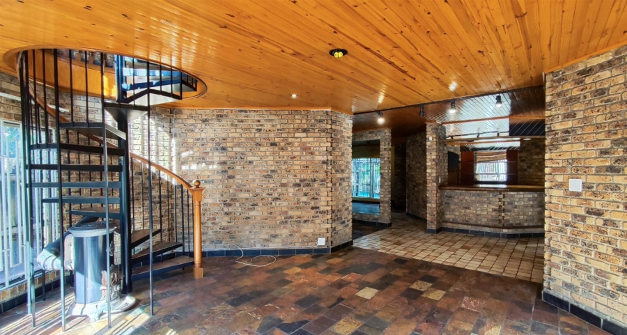 3 Bedroom Property for Sale in Sunward Park Gauteng