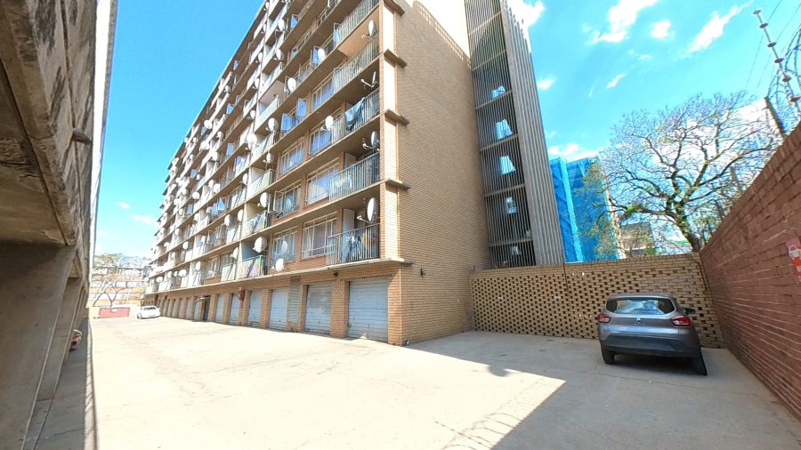 2 Bedroom Property for Sale in Pretoria Central Gauteng