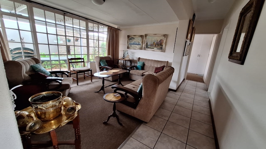 2 Bedroom Property for Sale in Three Rivers East Gauteng