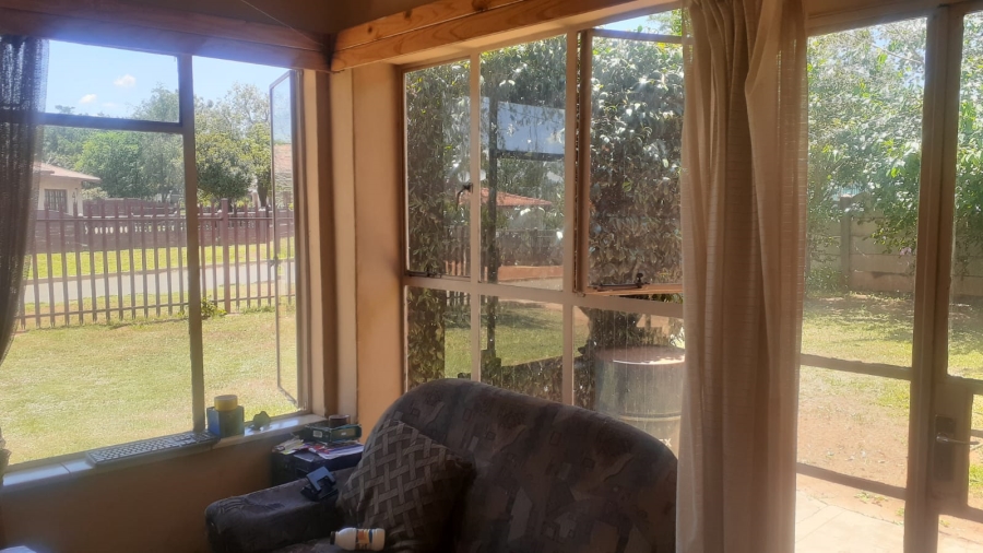 4 Bedroom Property for Sale in Vanderbijlpark Cw 6 Gauteng