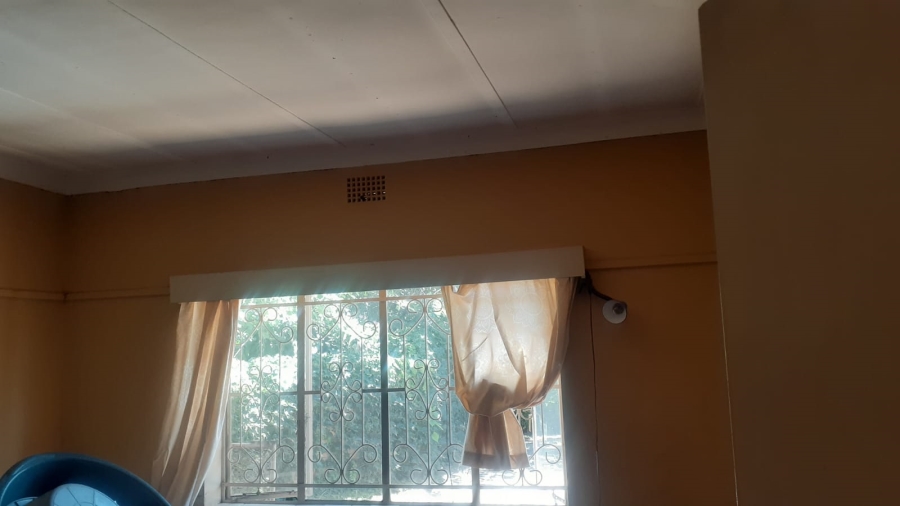 4 Bedroom Property for Sale in Vanderbijlpark Cw 6 Gauteng