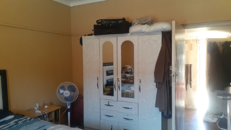 4 Bedroom Property for Sale in Vanderbijlpark Cw 6 Gauteng