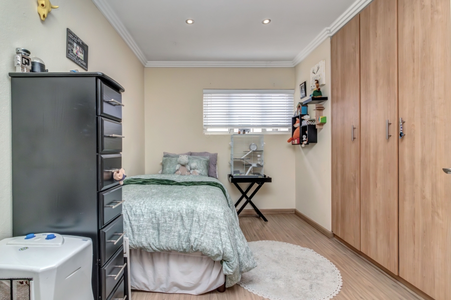 2 Bedroom Property for Sale in Beverley Gauteng