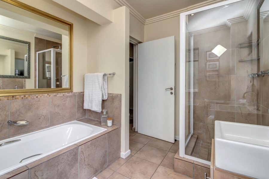 2 Bedroom Property for Sale in Beverley Gauteng