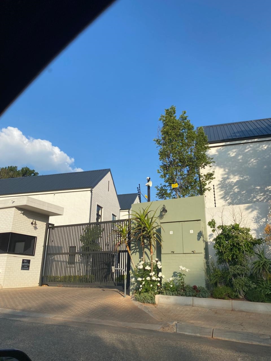 3 Bedroom Property for Sale in Dunkeld Gauteng