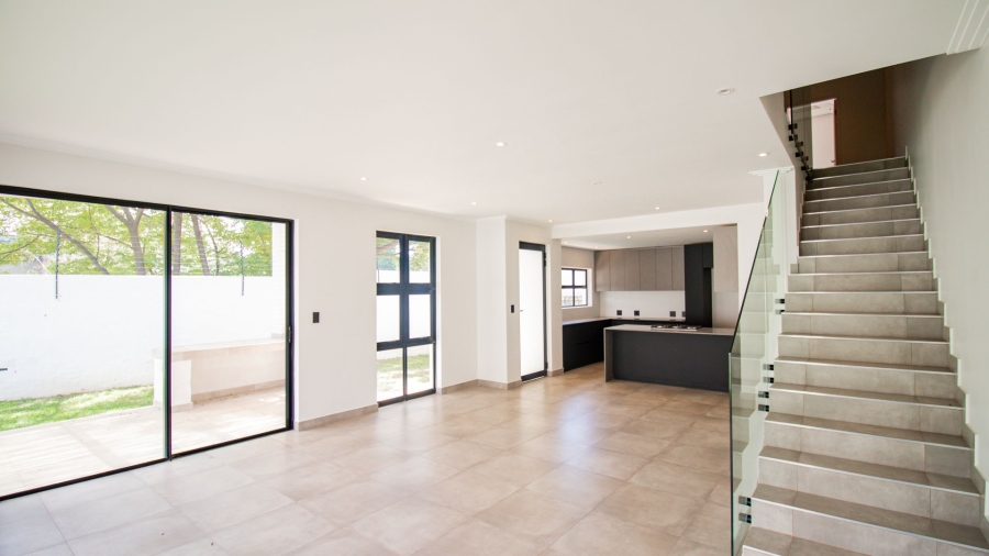 3 Bedroom Property for Sale in Dunkeld Gauteng