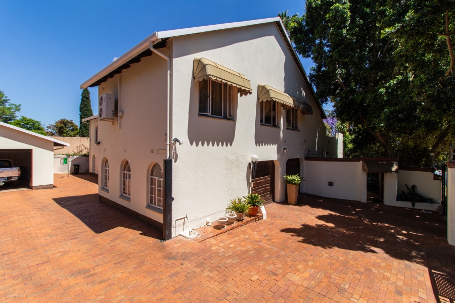 5 Bedroom Property for Sale in Bedfordview Gauteng
