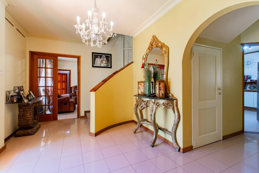 5 Bedroom Property for Sale in Bedfordview Gauteng