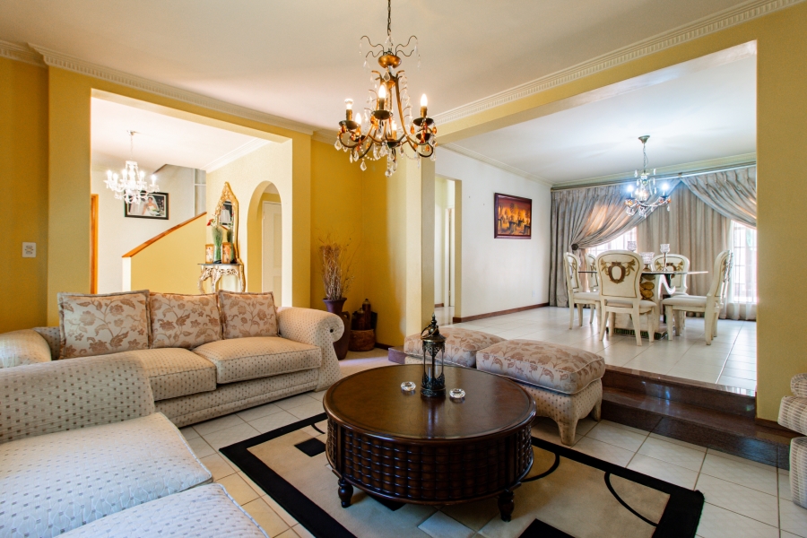 5 Bedroom Property for Sale in Bedfordview Gauteng