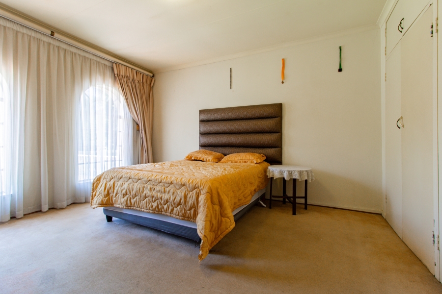 5 Bedroom Property for Sale in Bedfordview Gauteng