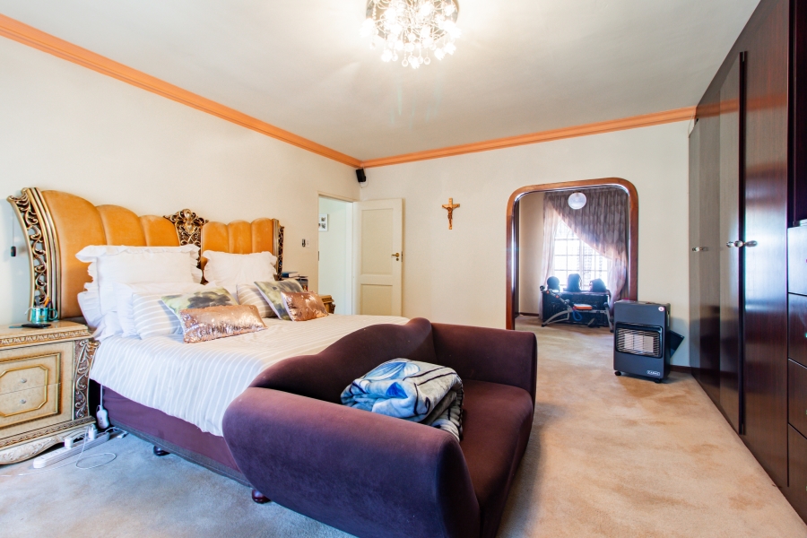 5 Bedroom Property for Sale in Bedfordview Gauteng