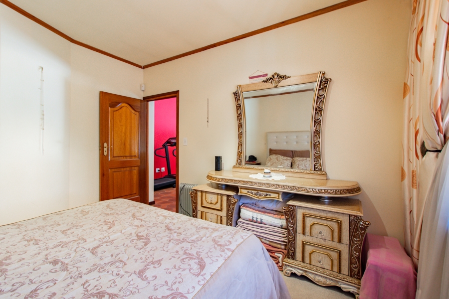 5 Bedroom Property for Sale in Bedfordview Gauteng