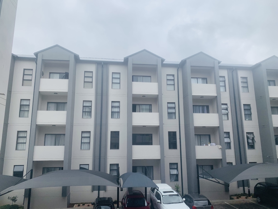 2 Bedroom Property for Sale in Erand Gardens Gauteng