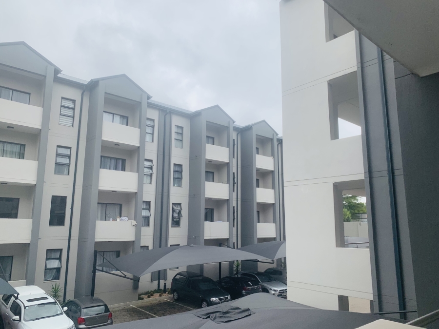 2 Bedroom Property for Sale in Erand Gardens Gauteng