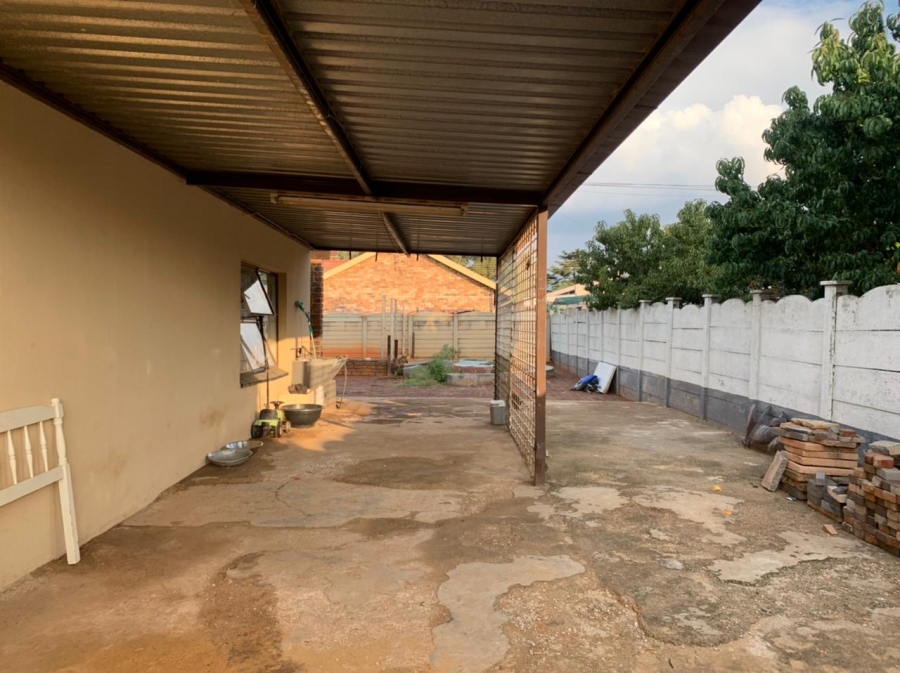 3 Bedroom Property for Sale in Rensburg Gauteng