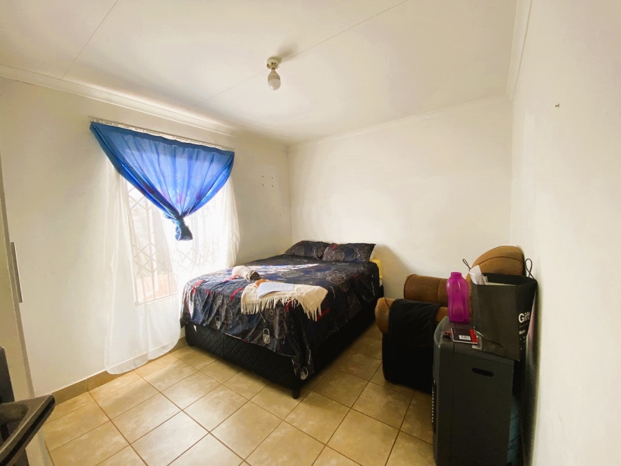 2 Bedroom Property for Sale in Savanna City Gauteng