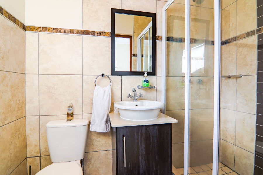 2 Bedroom Property for Sale in Pretorius Park Gauteng