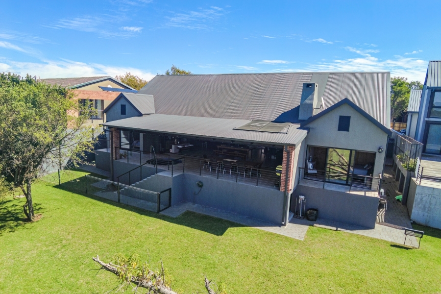 4 Bedroom Property for Sale in Sable Hills Gauteng