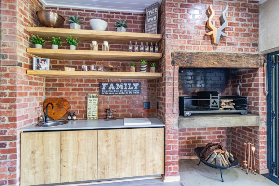 4 Bedroom Property for Sale in Sable Hills Gauteng