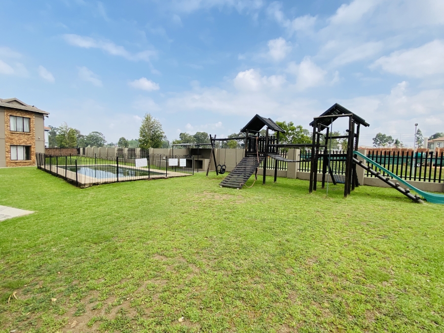 1 Bedroom Property for Sale in Helderwyk Gauteng