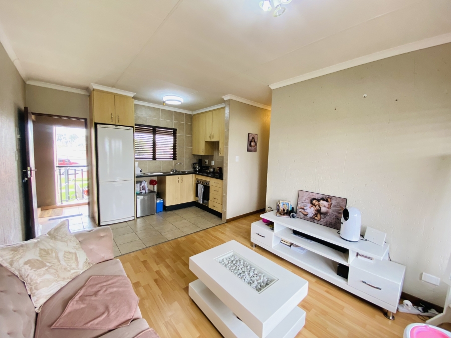 1 Bedroom Property for Sale in Helderwyk Gauteng