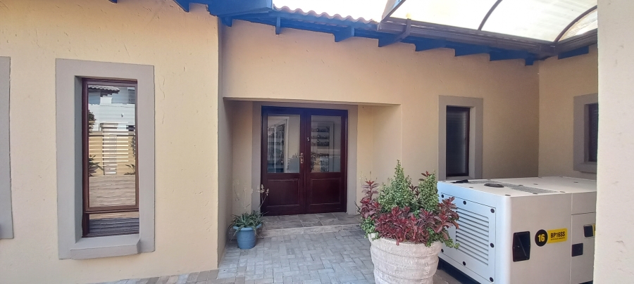 5 Bedroom Property for Sale in Savannah Country Estate Gauteng
