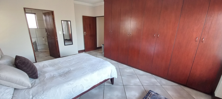 5 Bedroom Property for Sale in Savannah Country Estate Gauteng