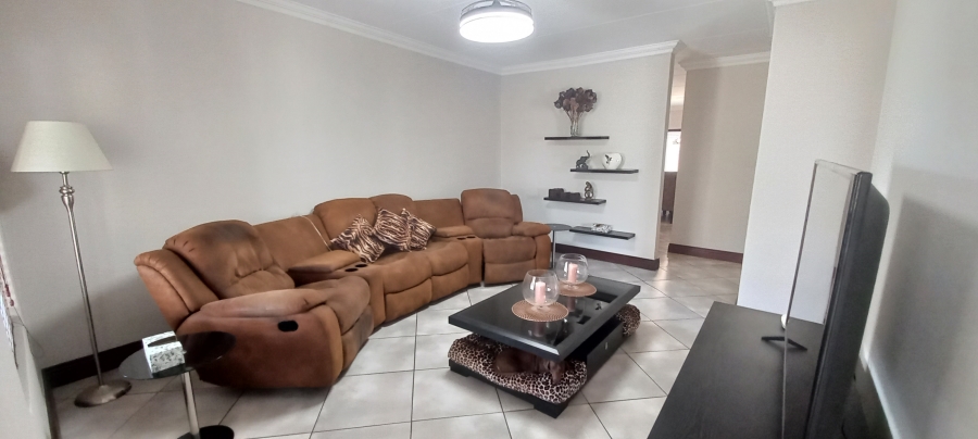 5 Bedroom Property for Sale in Savannah Country Estate Gauteng
