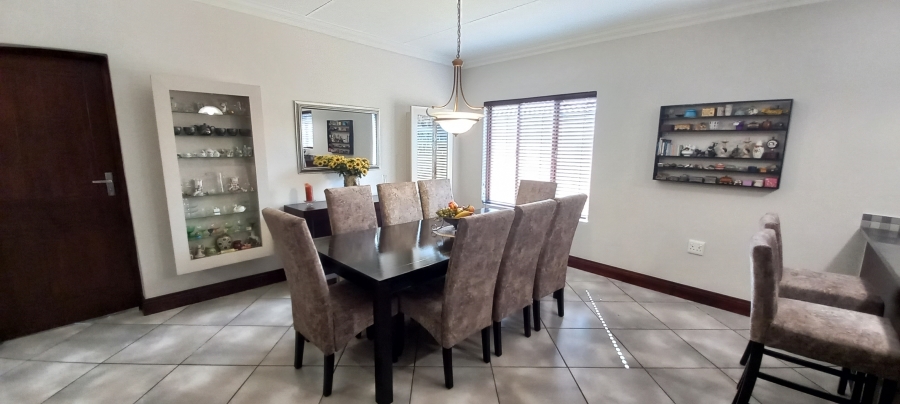 5 Bedroom Property for Sale in Savannah Country Estate Gauteng
