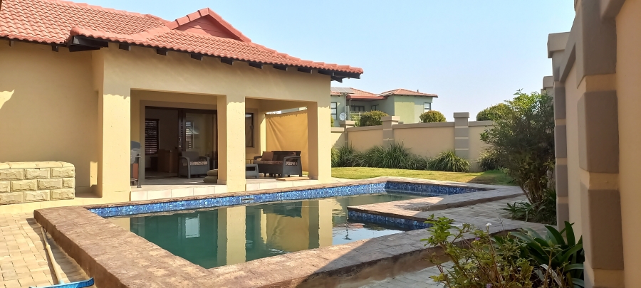 5 Bedroom Property for Sale in Savannah Country Estate Gauteng