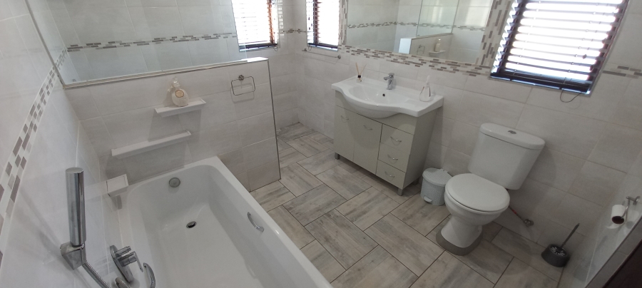 5 Bedroom Property for Sale in Savannah Country Estate Gauteng