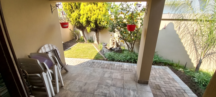 5 Bedroom Property for Sale in Savannah Country Estate Gauteng