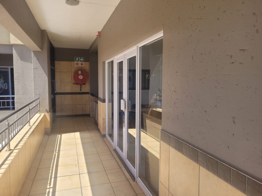 To Let commercial Property for Rent in Pierre Van Ryneveld Gauteng