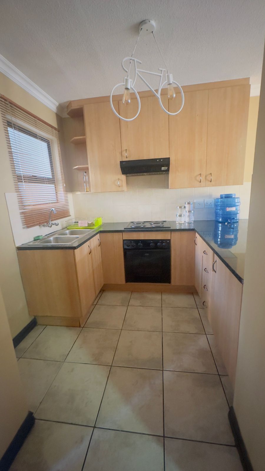 To Let 2 Bedroom Property for Rent in Halfway House Gauteng