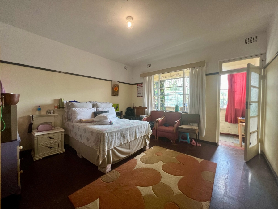 8 Bedroom Property for Sale in Rosettenville Gauteng