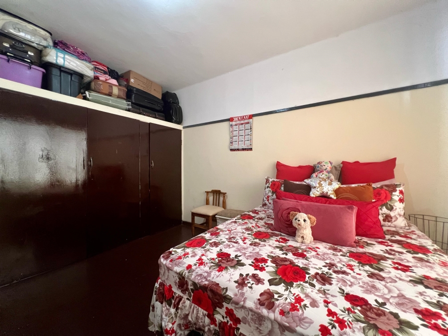 8 Bedroom Property for Sale in Rosettenville Gauteng