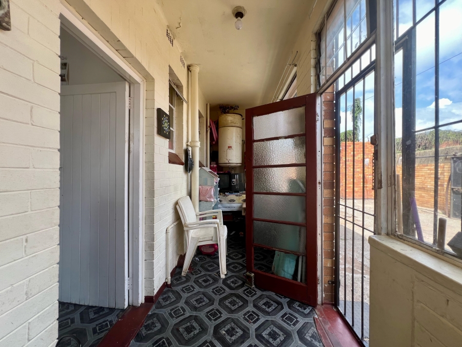 8 Bedroom Property for Sale in Rosettenville Gauteng