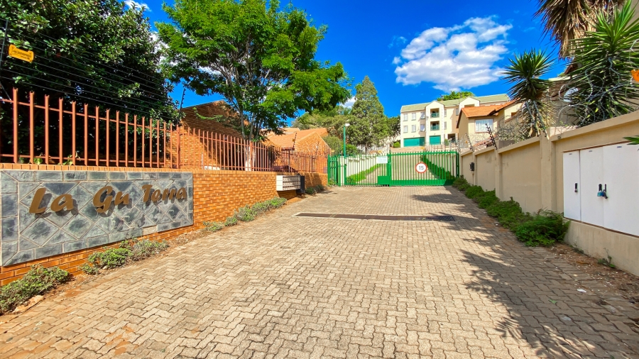 3 Bedroom Property for Sale in La Montagne Gauteng