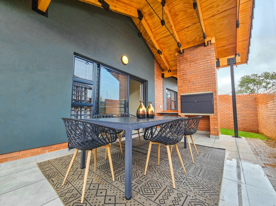 3 Bedroom Property for Sale in Olympus AH Gauteng