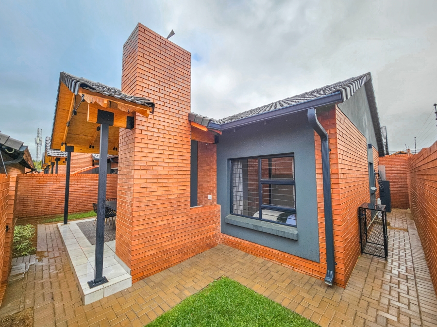 3 Bedroom Property for Sale in Olympus AH Gauteng