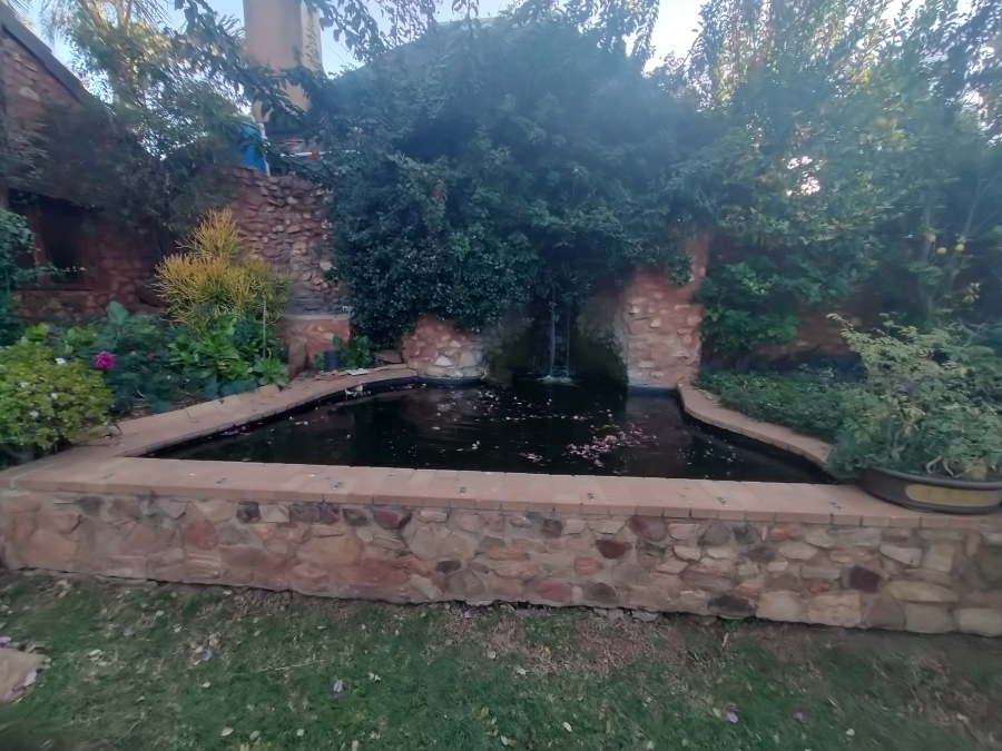 9 Bedroom Property for Sale in Amandasig Gauteng