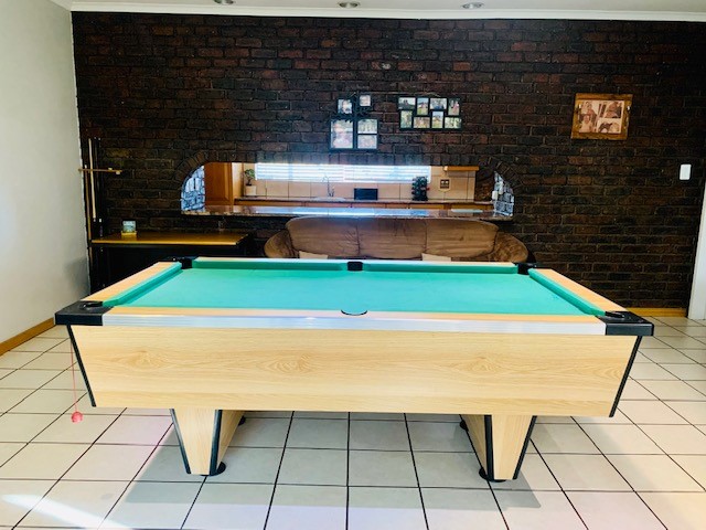 5 Bedroom Property for Sale in Jordaan Park Gauteng