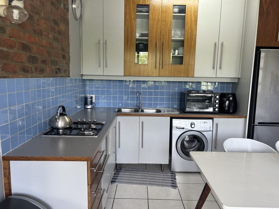 1 Bedroom Property for Sale in Greenside Gauteng