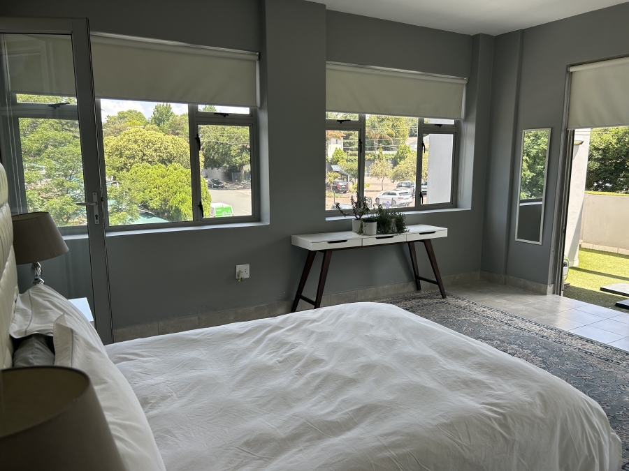 1 Bedroom Property for Sale in Greenside Gauteng