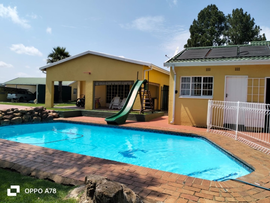 4 Bedroom Property for Sale in Eland Small Gauteng